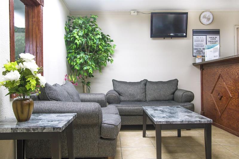 Best Western Plus St. Louis Airport Hotel Woodson Terrace Экстерьер фото