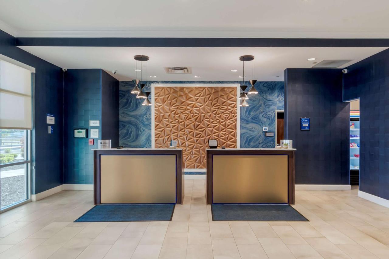 Best Western Plus St. Louis Airport Hotel Woodson Terrace Экстерьер фото