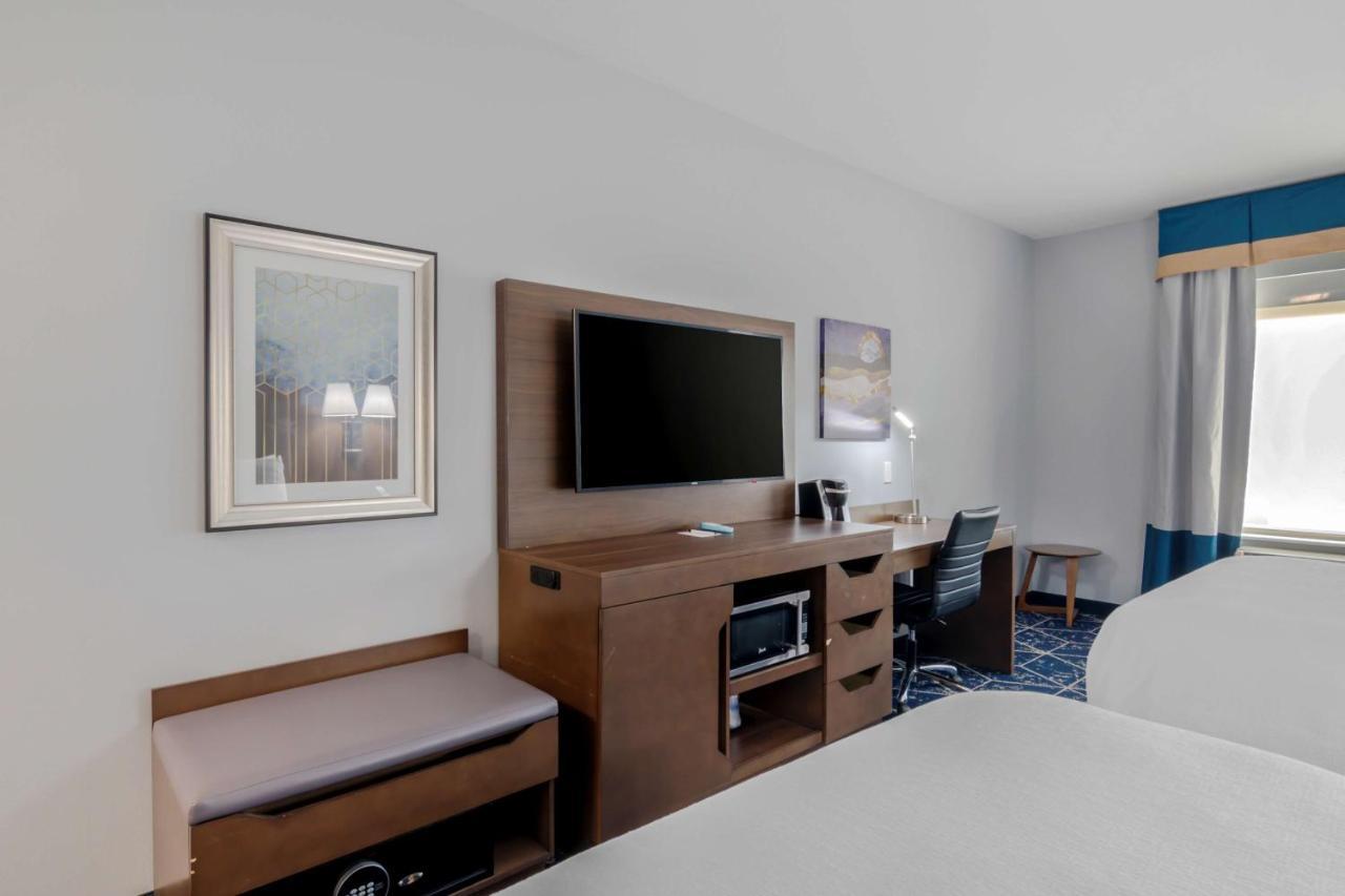 Best Western Plus St. Louis Airport Hotel Woodson Terrace Экстерьер фото