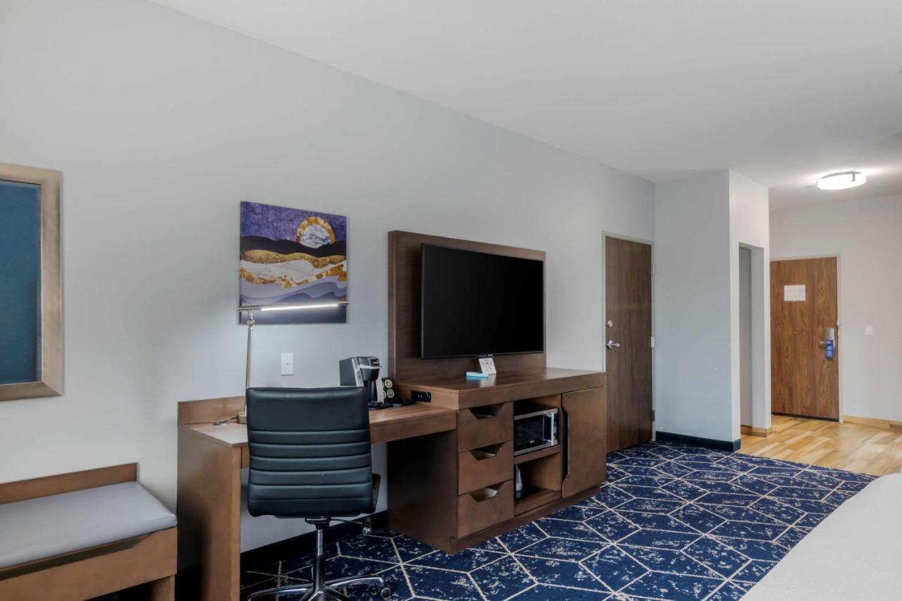 Best Western Plus St. Louis Airport Hotel Woodson Terrace Экстерьер фото
