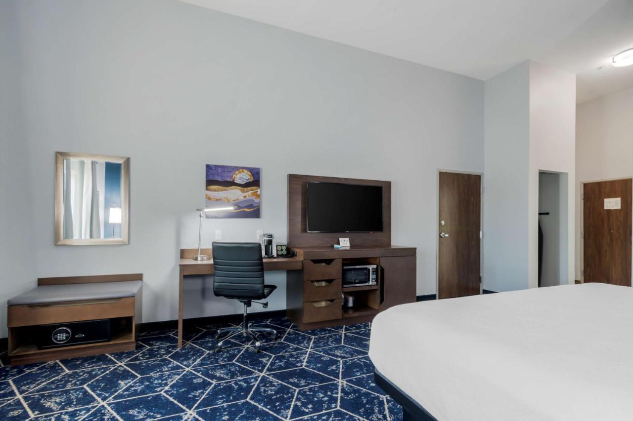 Best Western Plus St. Louis Airport Hotel Woodson Terrace Экстерьер фото